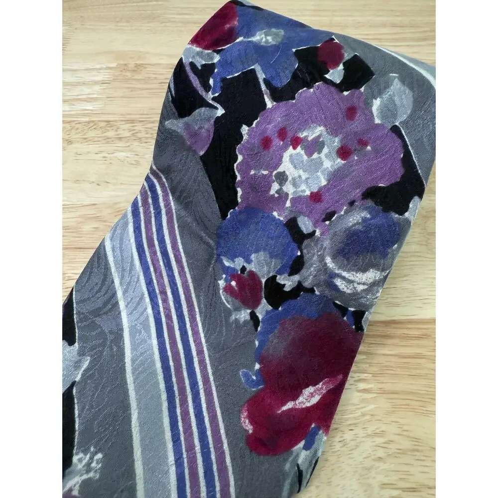 Marc Lewis Italy Men's Silk Neck Tie Purple Pink Silver Floral Abstract JL